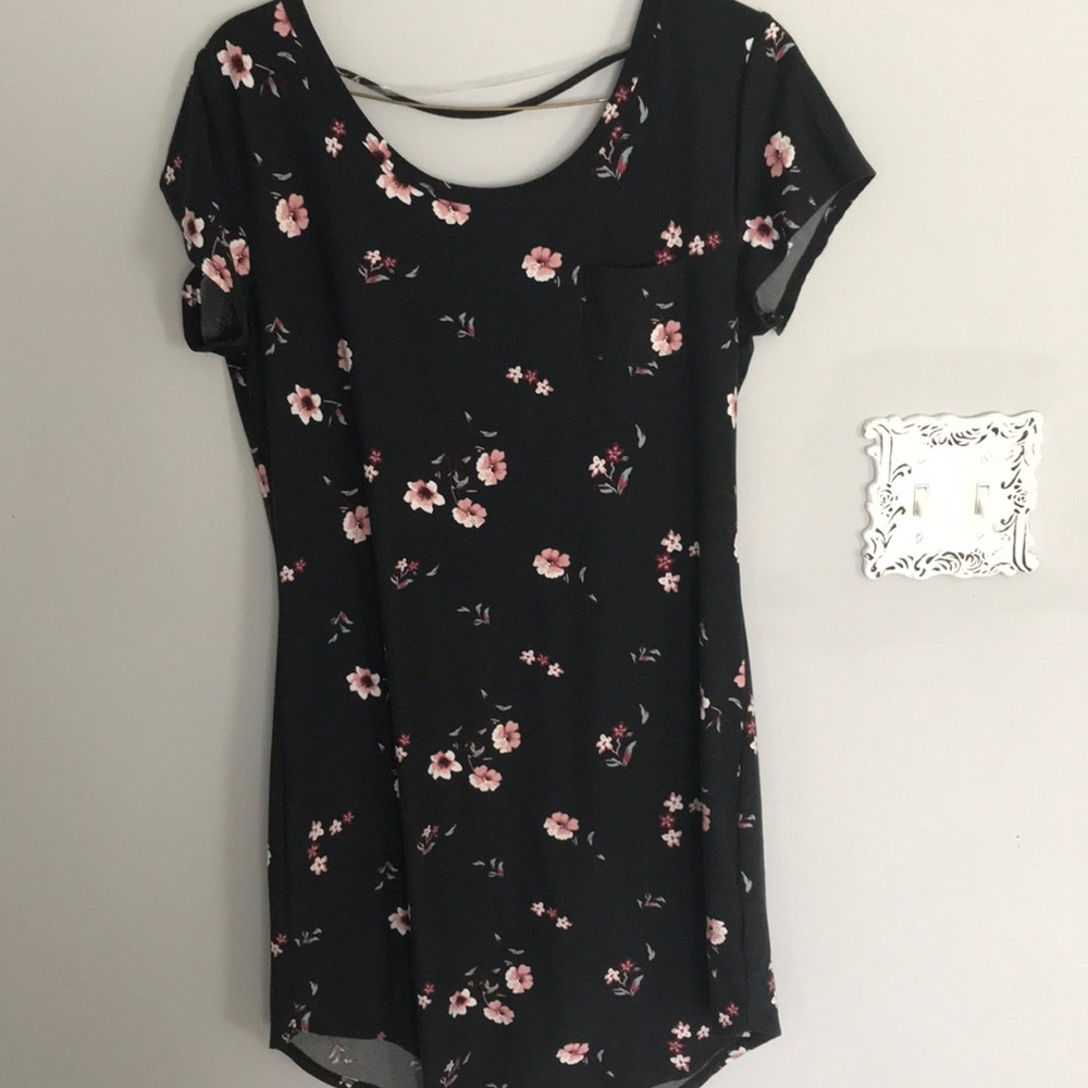 Black dress. Never before worn